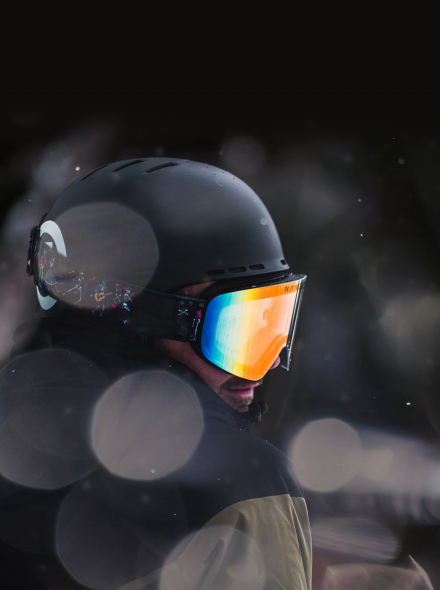 Helmet with reflective visor