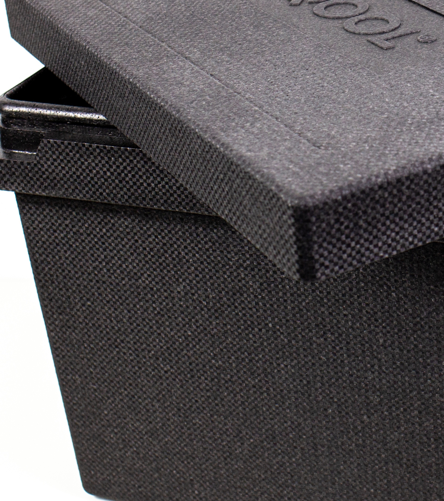 Boîte d’emballage ARPRO noire avec couvercle sur le dessus